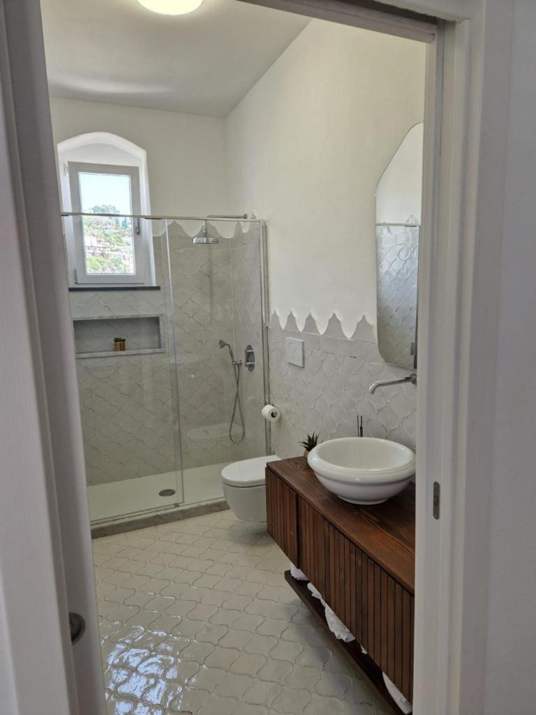 Sikelia Elegant Suite Đảo Lipari Ngoại thất bức ảnh